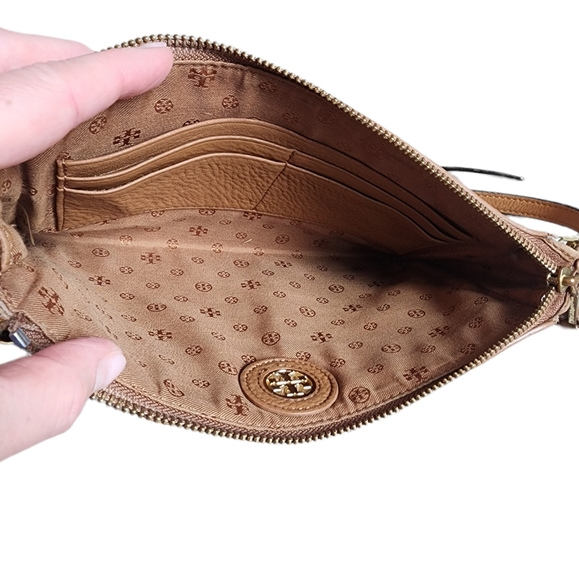 Tory Burch Crossbody Bag Tan Pebbled Leather - Picture 8 of 13